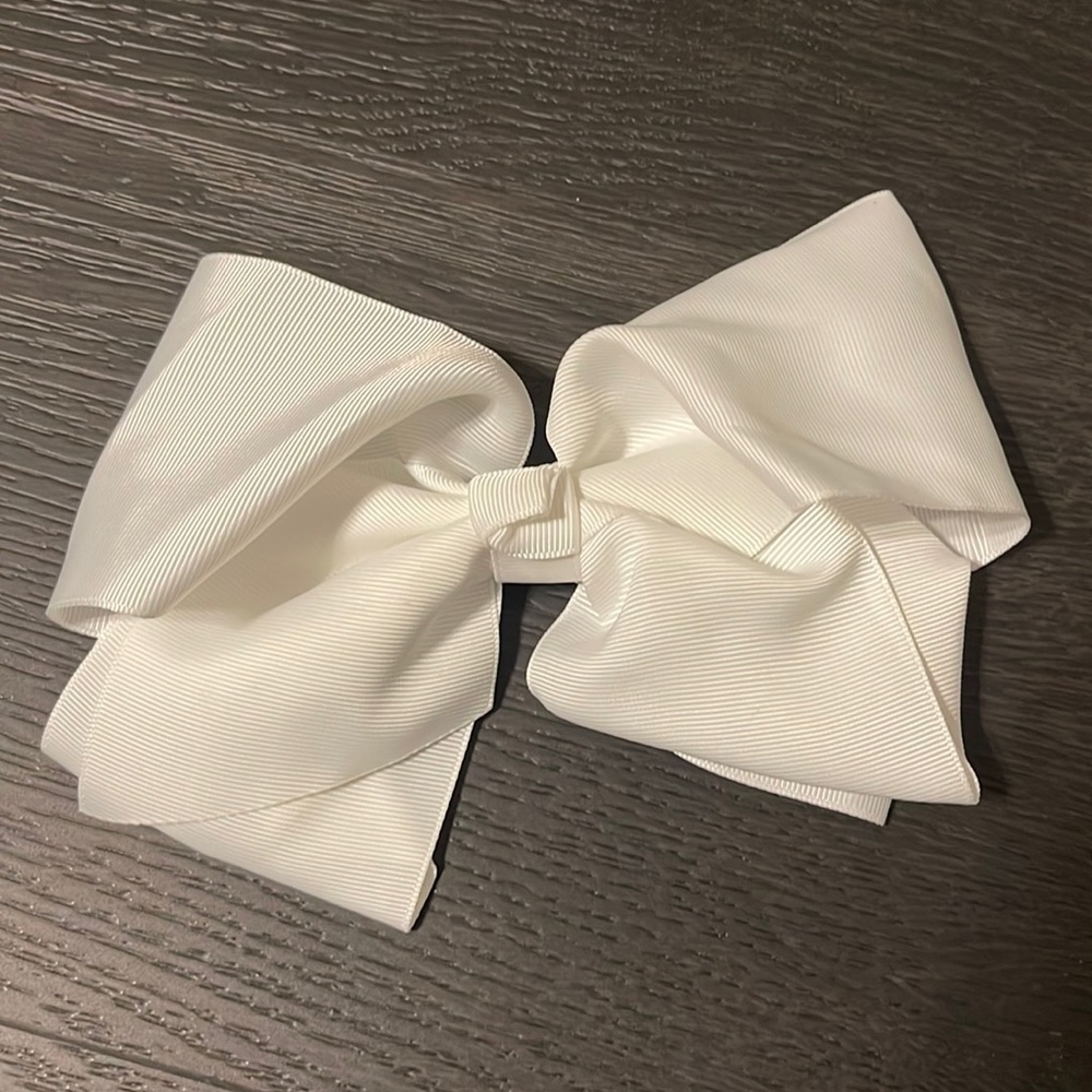 White Bow Hair Clip